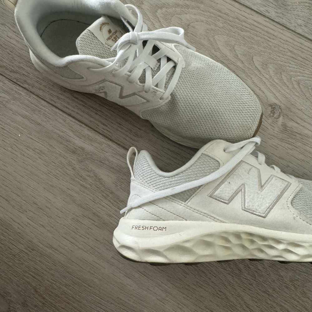 Size 9 new balance women’s “fresh foam” running shoes